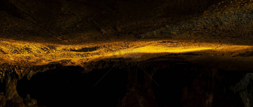 洞穴形成巴利卡洞穴托卡特土耳其托卡特西南的巴利卡洞穴是土耳其最著图片