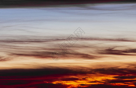 抽象背景日落时多云的天空黄昏的天空图片