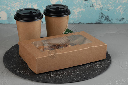 环保包装用于食品饮料和快递的纸盒包装图片