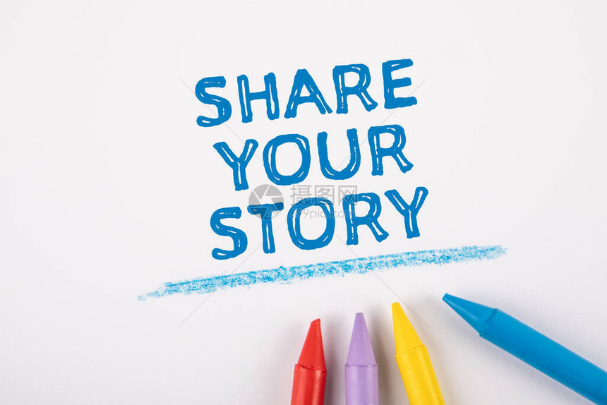 在白页面上分享您的故事文本和建议图片