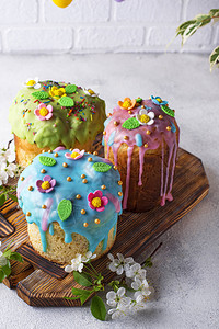 传统的俄罗斯和乌克兰节日复活节蛋糕高清图片