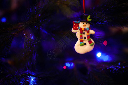圣诞树雪人装饰品灯图片