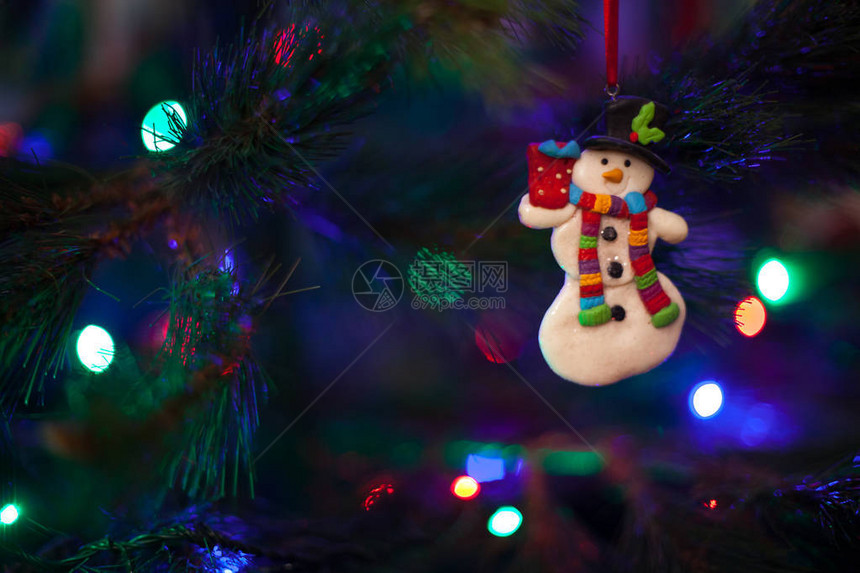 圣诞树雪人装饰品灯图片
