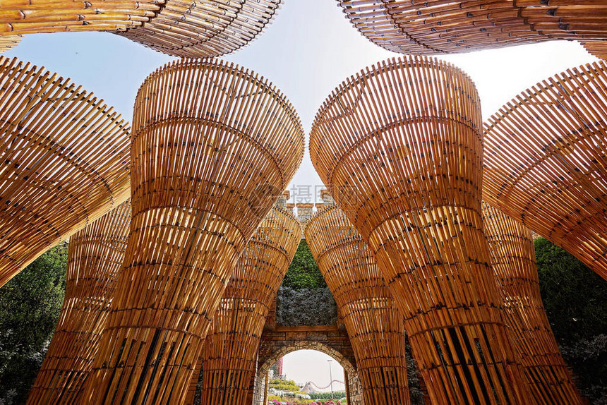 迪拜奇迹花园的竹饰阿拉图片
