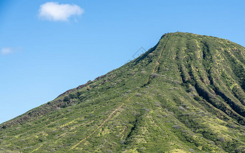 陡峭的铁路沿着夏威夷奥胡岛消失图片