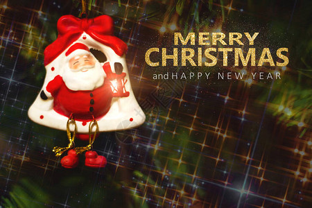 圣诞树与圣诞老人玩具和圣诞快乐和快乐图片