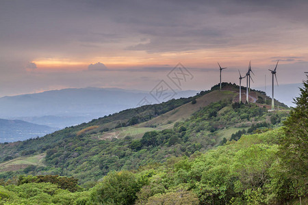 风电场位于哥斯达黎加中央山谷图片