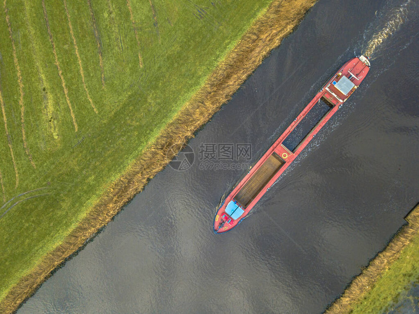 Dutch运河内陆货运图片