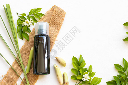 草药洗发水提取物植柠檬草植物亚洲保健洗头发生活方式清洁安排平躺式背景图片