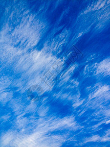 蓝色天空云背景设计元素惊人的蓝云图片