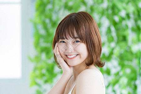 亚洲日语皮肤美丽的亚洲年轻女子周图片