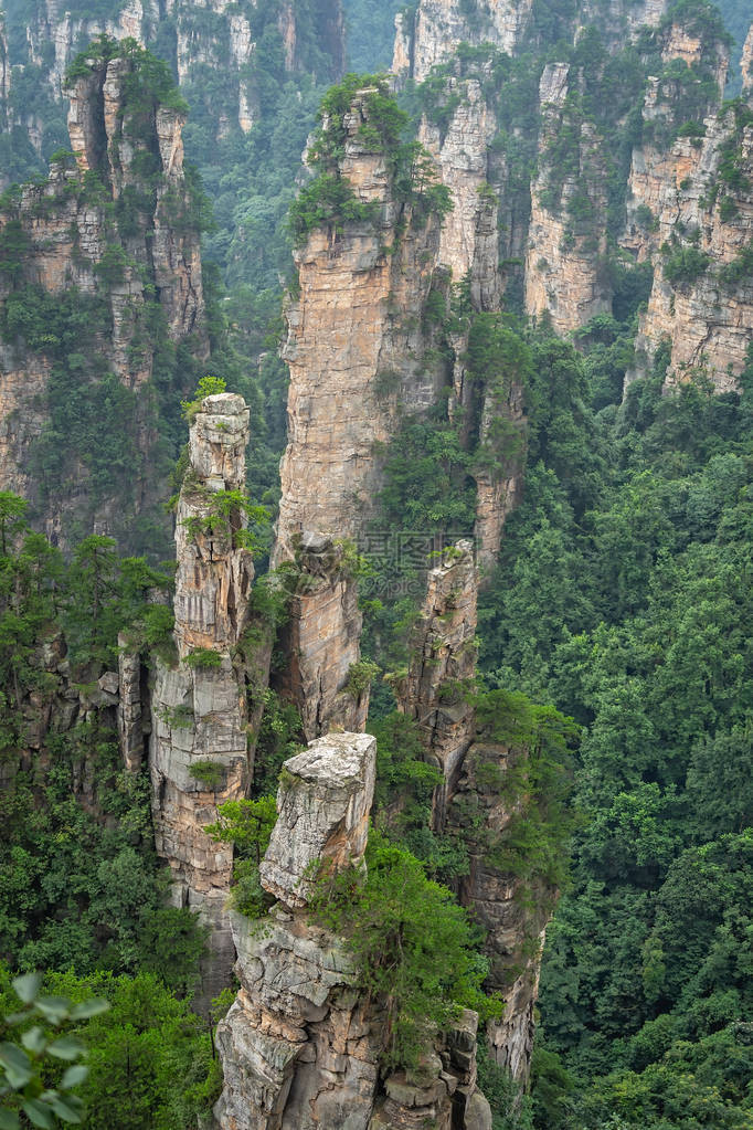 湖南省伍林源Wwlingyuan著名旅游景点张家江公园天津山石图片