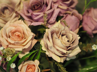紫罗兰粉玫瑰花工艺品手工制作图片