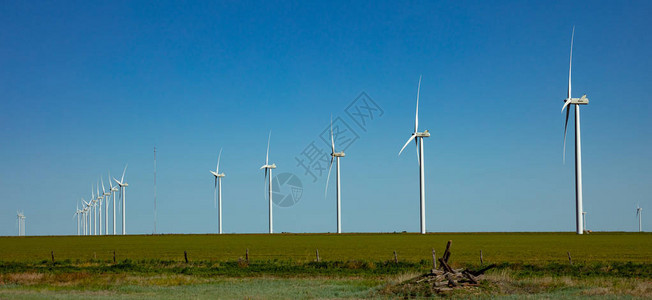 风力涡轮机绿色田地的替代能源工厂阳光明媚的图片