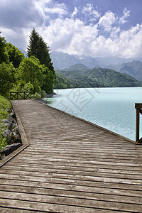 蓝湖露台环境图片