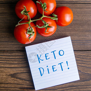 Keto饮食番茄和贴纸加文字位置顶图片