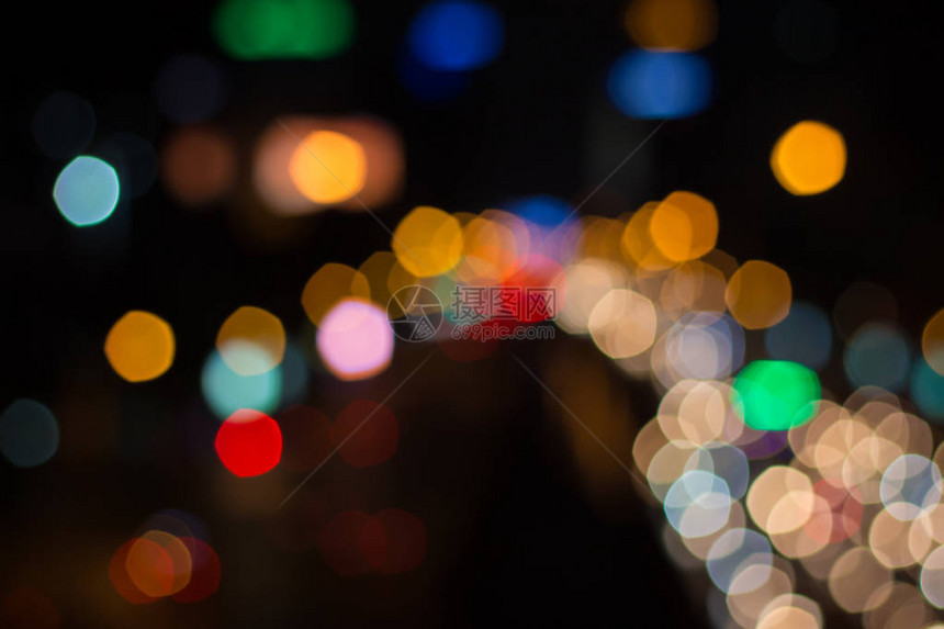 城市车灯光和交通抽象背景的模糊图象图片
