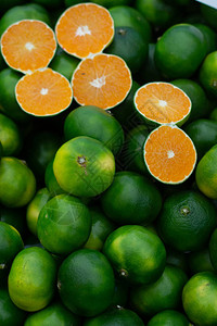 绿色的橘子图片