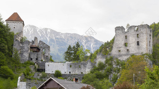 卡门城堡废墟斯洛文尼亚图片