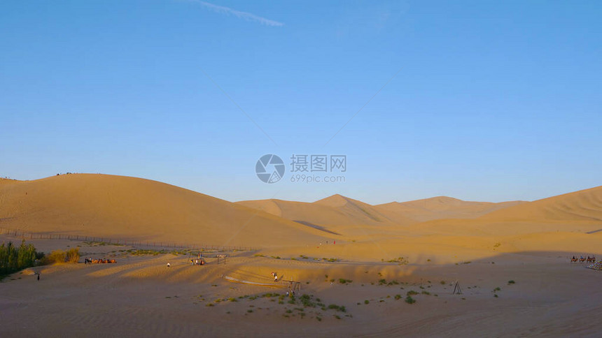 邓港甘肃沙漠景色美图片