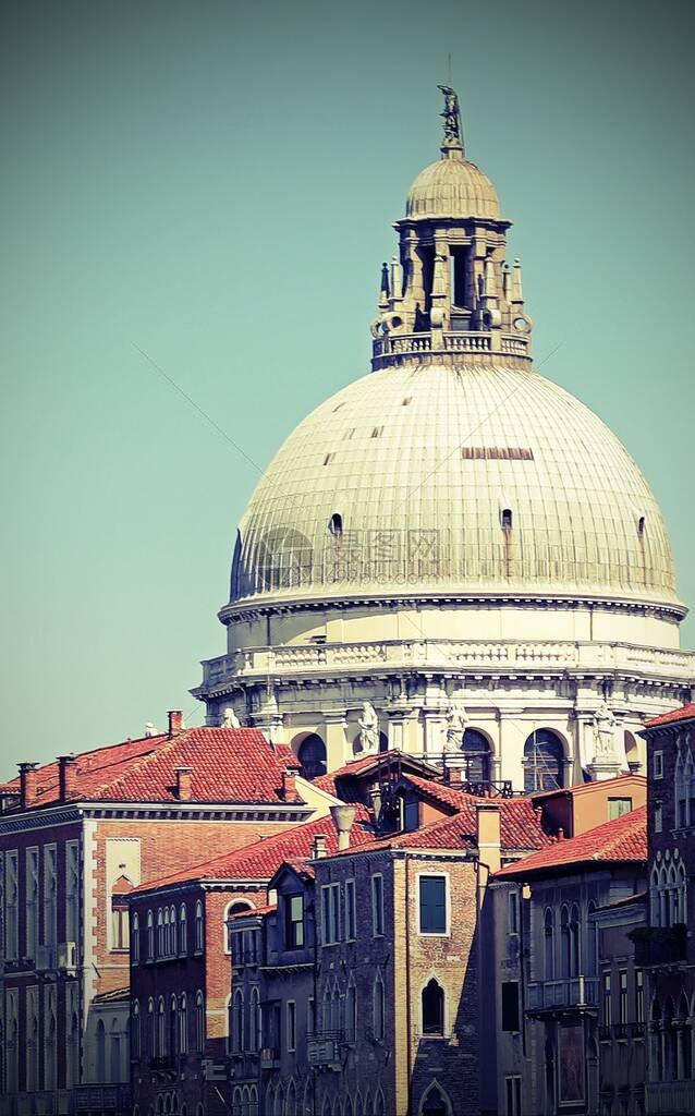 非常宽的大教堂圆顶在意大利威尼斯用意大利语称为Madonnadella图片