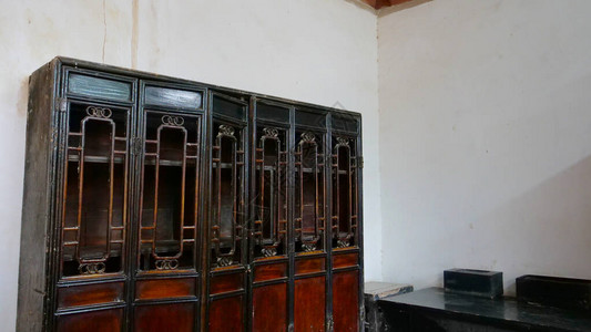 甘肃的传统古老建筑住宅室内家具图片