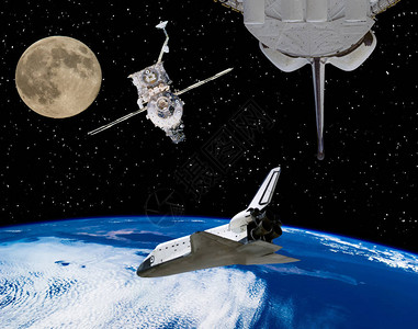 航天飞机月和宇宙飞船图片