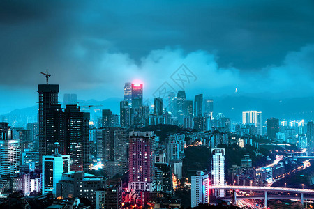 西部城市重庆高山之夜图片