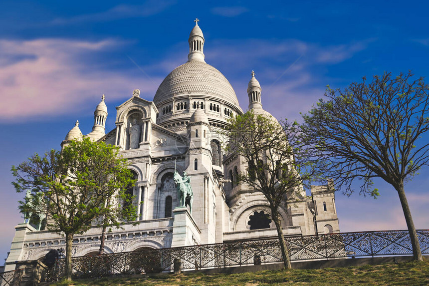 巴黎神圣之心的Basilica图片