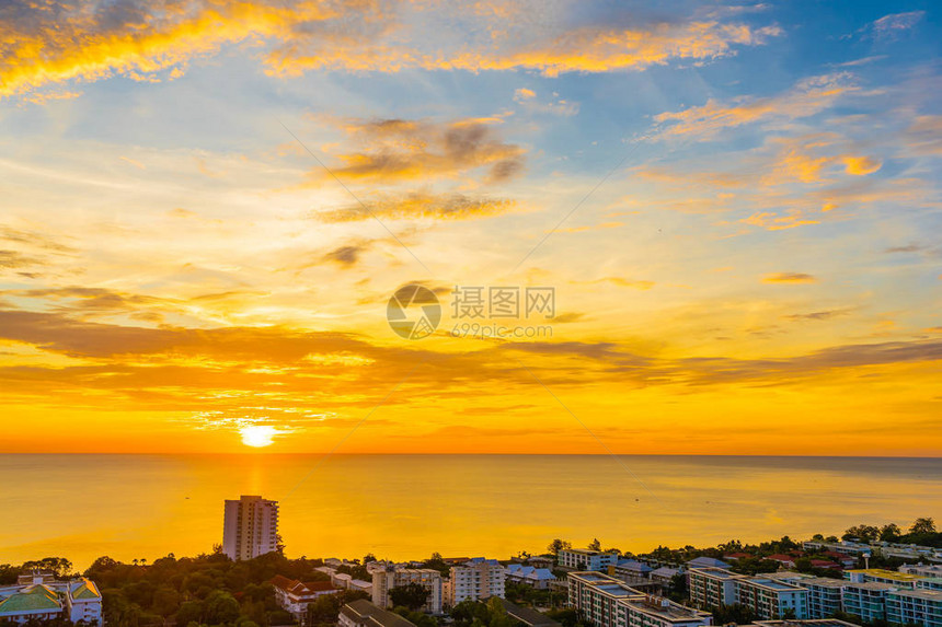清晨泰国华欣美丽的户外风景和城市风图片