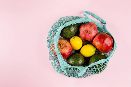 环保袋中的水果图片