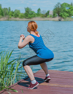 妇女培训自然锻炼体重健康时间检疫后形图片