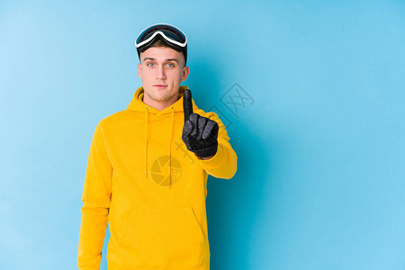 年轻的滑雪运动员展图片