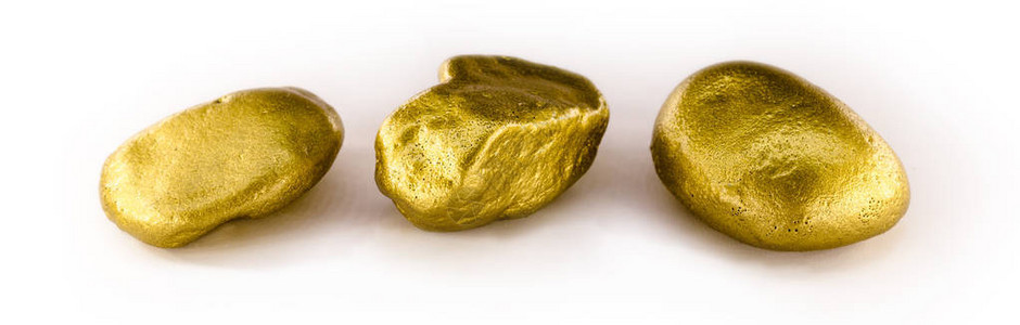 高分辨率金石白底金孤立矿物采掘概念是的图片