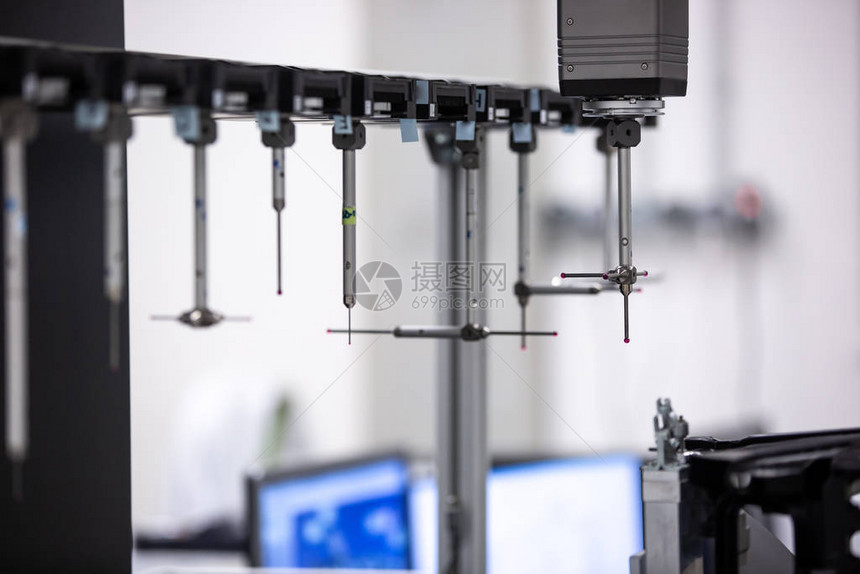 用于塑料模具部件工业概念的专业自动3D测量系统机器的闭合图片