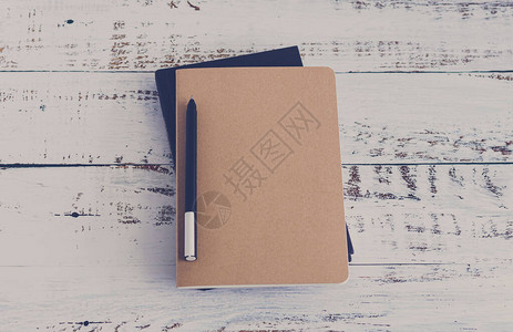 空白封面笔记本或普通日记或日记图片