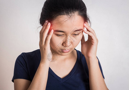 健康与痛苦年轻女头痛重头痛图片