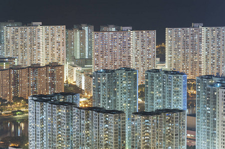 香港城市住宅区在晚上高清图片