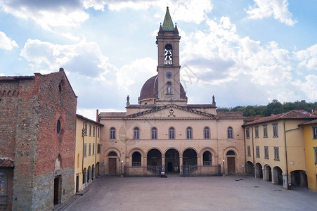圣玛丽亚格拉茨巴西里萨圣乔瓦尼巴尔达诺意图片