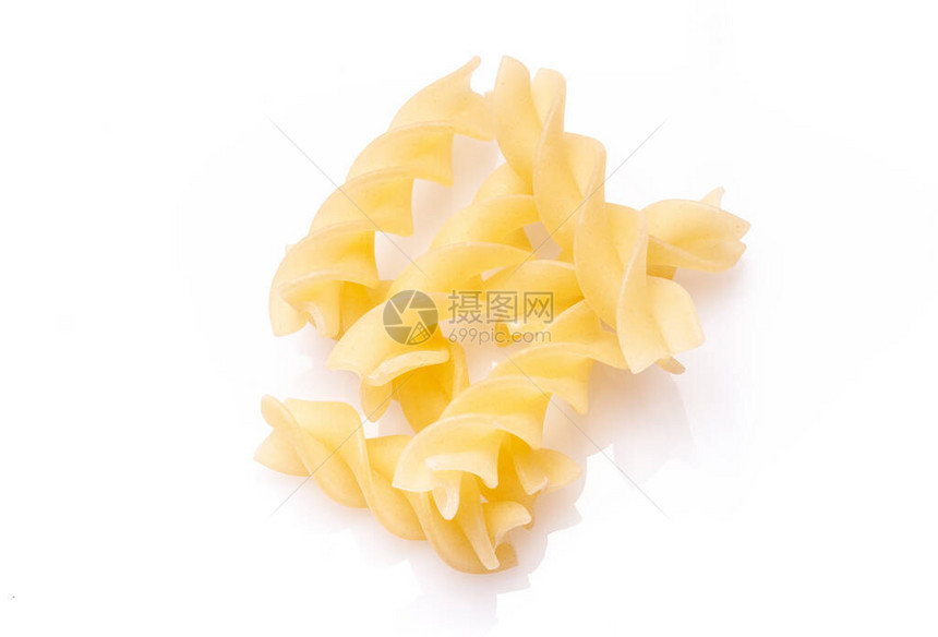 意大利意大利马卡罗尼食品面条在白色背景上被隔离图片