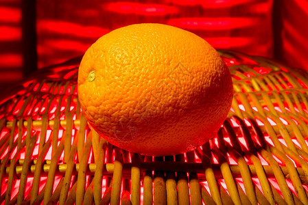 柳条上的橙色来自木质基材图片