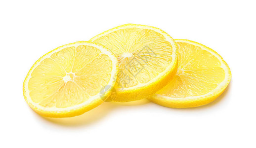 白色背景上的成熟切柠檬图片