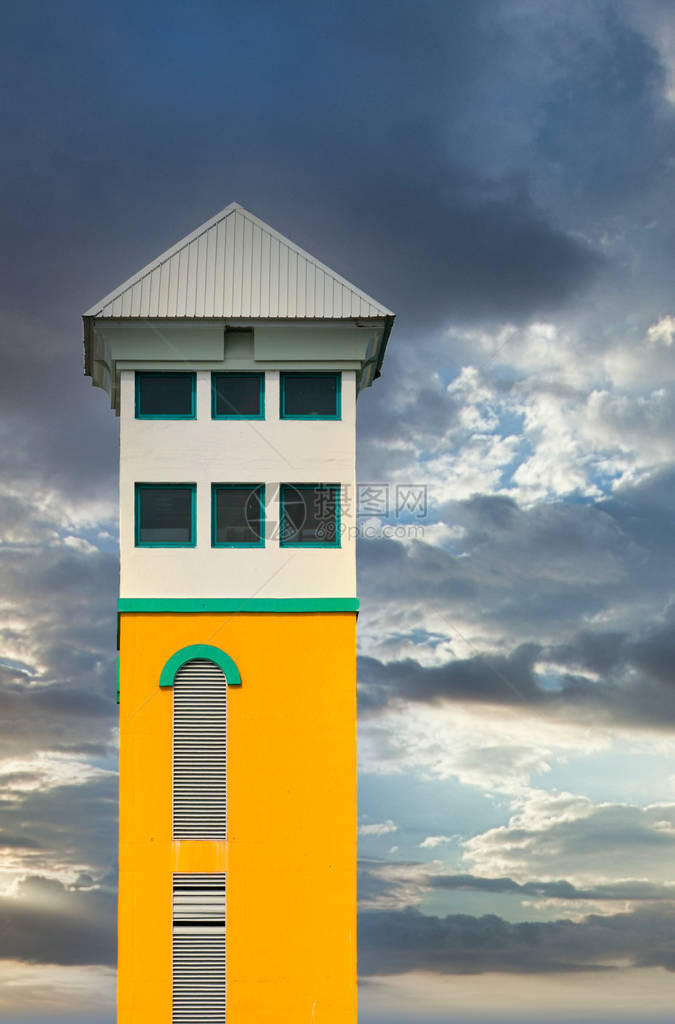 在拿骚巴哈马的多彩塔图片