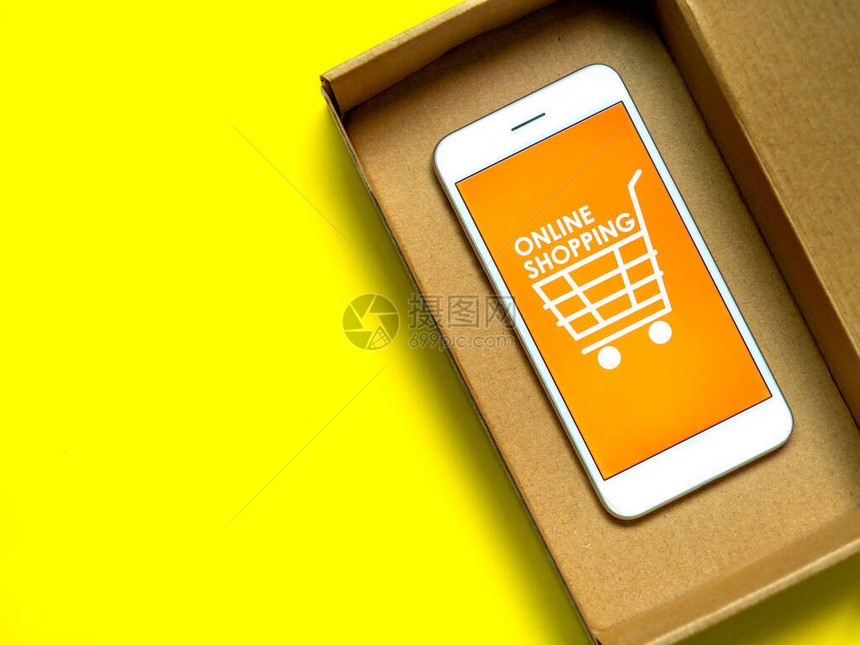 智能手机屏幕上橙色背景上的在线购物字样和购物车图标图片