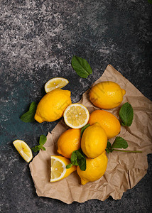 新鲜天然有机水果柠檬图片