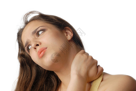 悲伤疲惫的女人按摩她的脖子并遭受痛苦图片