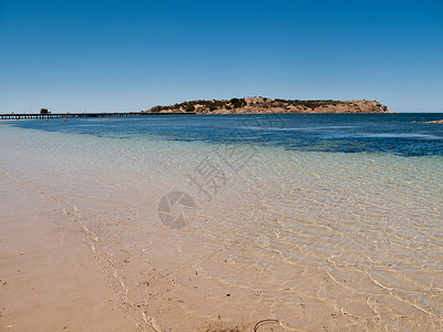 澳大利亚阿德莱附近维克托港附近的格拉尼特岛宽背景图片