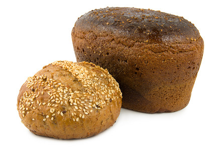 甜面包和黑面包隔离在白色背景图片