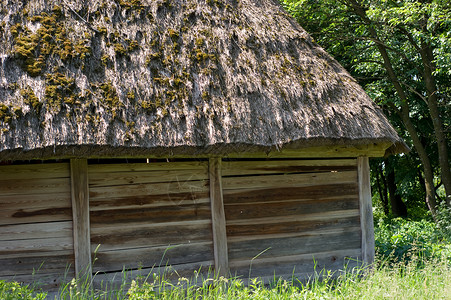 旧乌克兰木制农场建筑1图片
