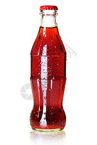 一瓶冷可乐水滴孤立在白色图片